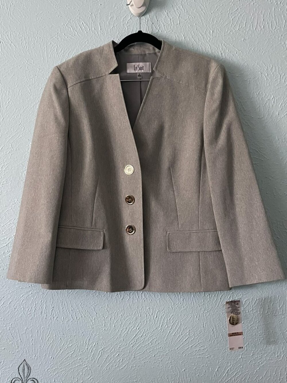 🍄🟫NWT Le Suit skirt suit🍄🟫
